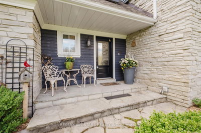 12 Oakview Pl, Uxbridge - Rural Uxbridge image-0-3