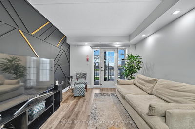 Unit 110 — 7424 Markham Rd, Markham - Middlefield image-0-4