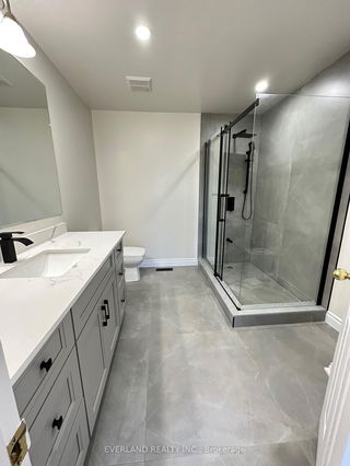 7 Bassett Avenue
