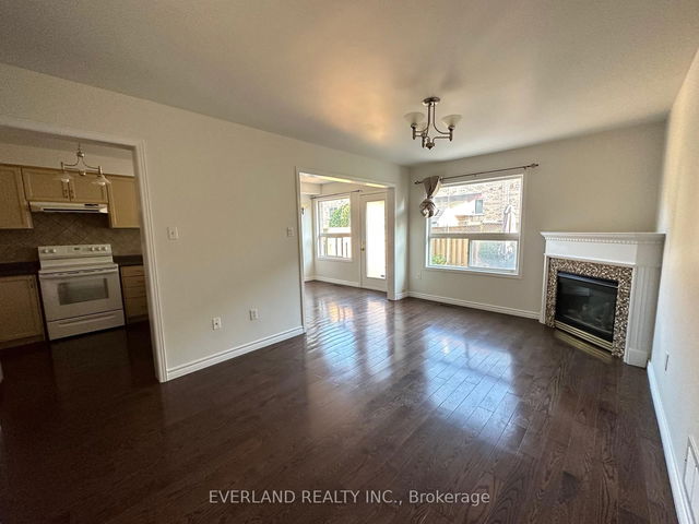 7 Bassett Avenue