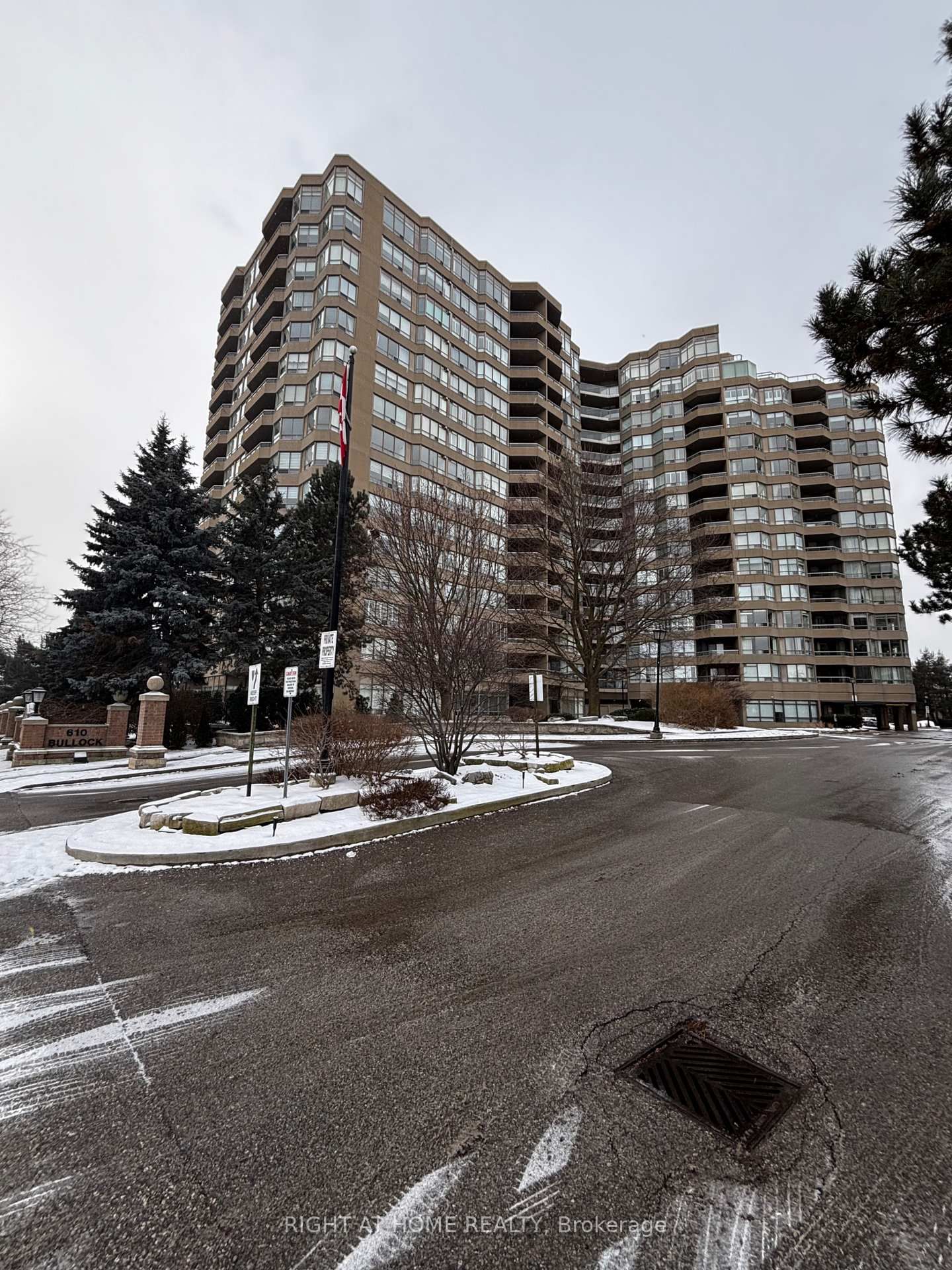 Condo for sale at 415-610 Bullock Drive, Markham, Markville, L3R 0G1 - MLS: N12140329
