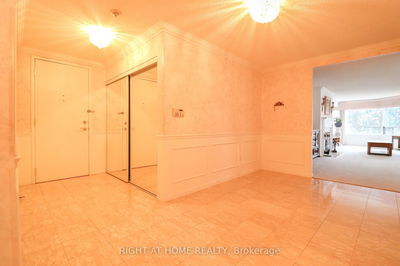 Unit 415 — 610 Bullock Dr, Markham - Markville image-0-3