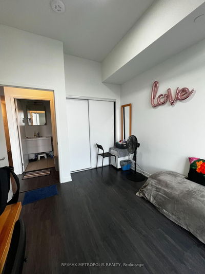 Unit 1814 — 292 Verdale Crossing, Markham - Unionville image-0-4