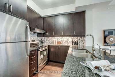 Unit 513 — 8110 Birchmount Rd, Markham - Unionville image-0-1