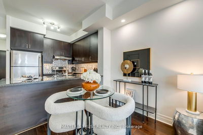 Unit 513 — 8110 Birchmount Rd, Markham - Unionville image-0-2