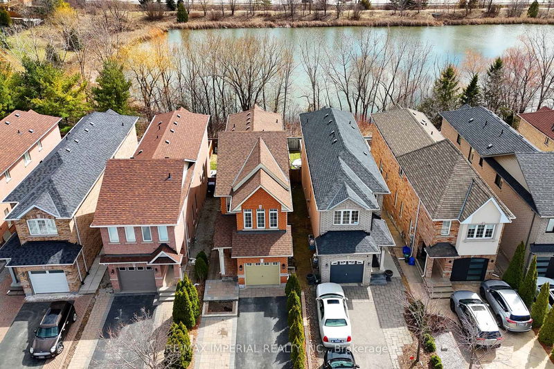 home for sale on 33 Del Francesco Way