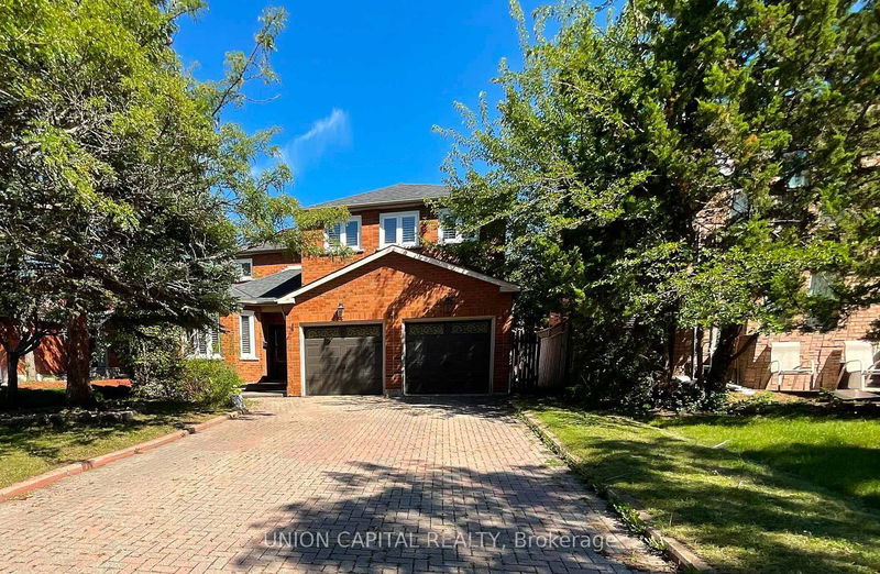 home for lease on 60 Brooklyn Crescent