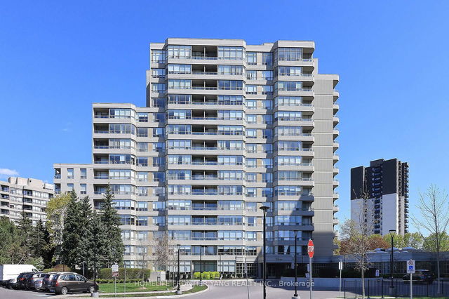 303 - 11 Townsgate Drive