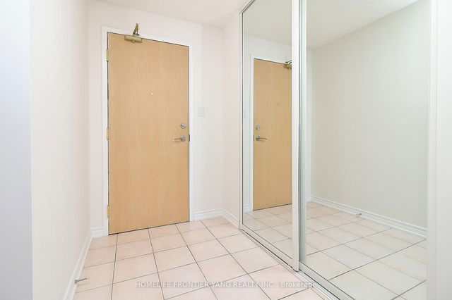 303 - 11 Townsgate Drive