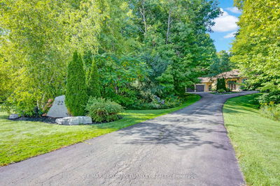 22 Sherwood Glen, East Gwillimbury - Holland Landing image-0-3