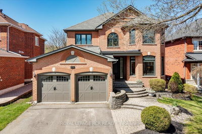 54 Benville Cres, Aurora - Aurora Estates