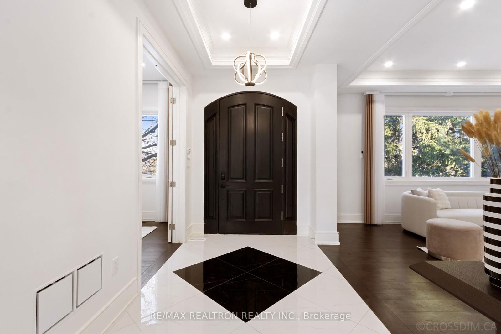 Detached House for sale at 256 Lennox Avenue, Richmond Hill, Harding, L4C 2A6 - MLS: N12143475