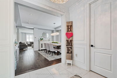 678 Somerville Dr, Newmarket - Stonehaven-Wyndham image-0-3