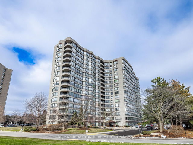 504 - 7440 Bathurst Street