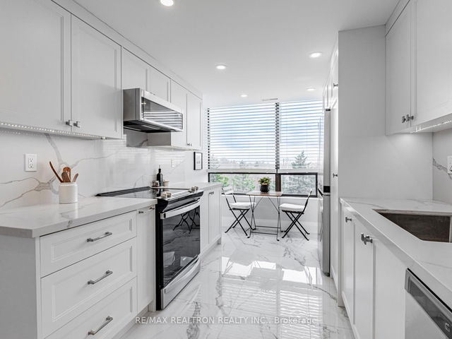 504 - 7440 Bathurst Street