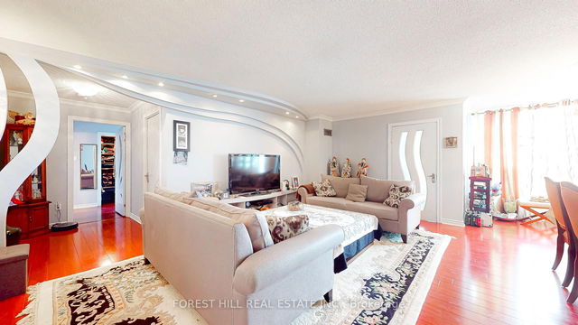 308 - 1 Clark Avenue