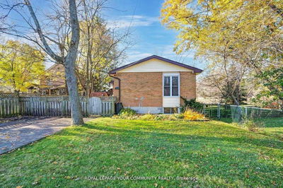 12 Schomberg Rd, Richmond Hill - Oak Ridges image-0-1