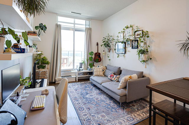 328 - 7161 Yonge Street