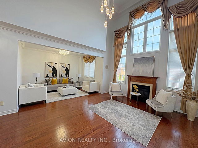 154 William Bowes Boulevard
