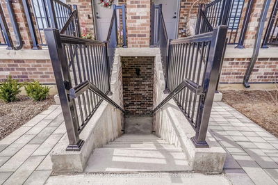 Unit 2 — 50 Baynes Way, Bradford West Gwillimbury - Bradford image-0-3