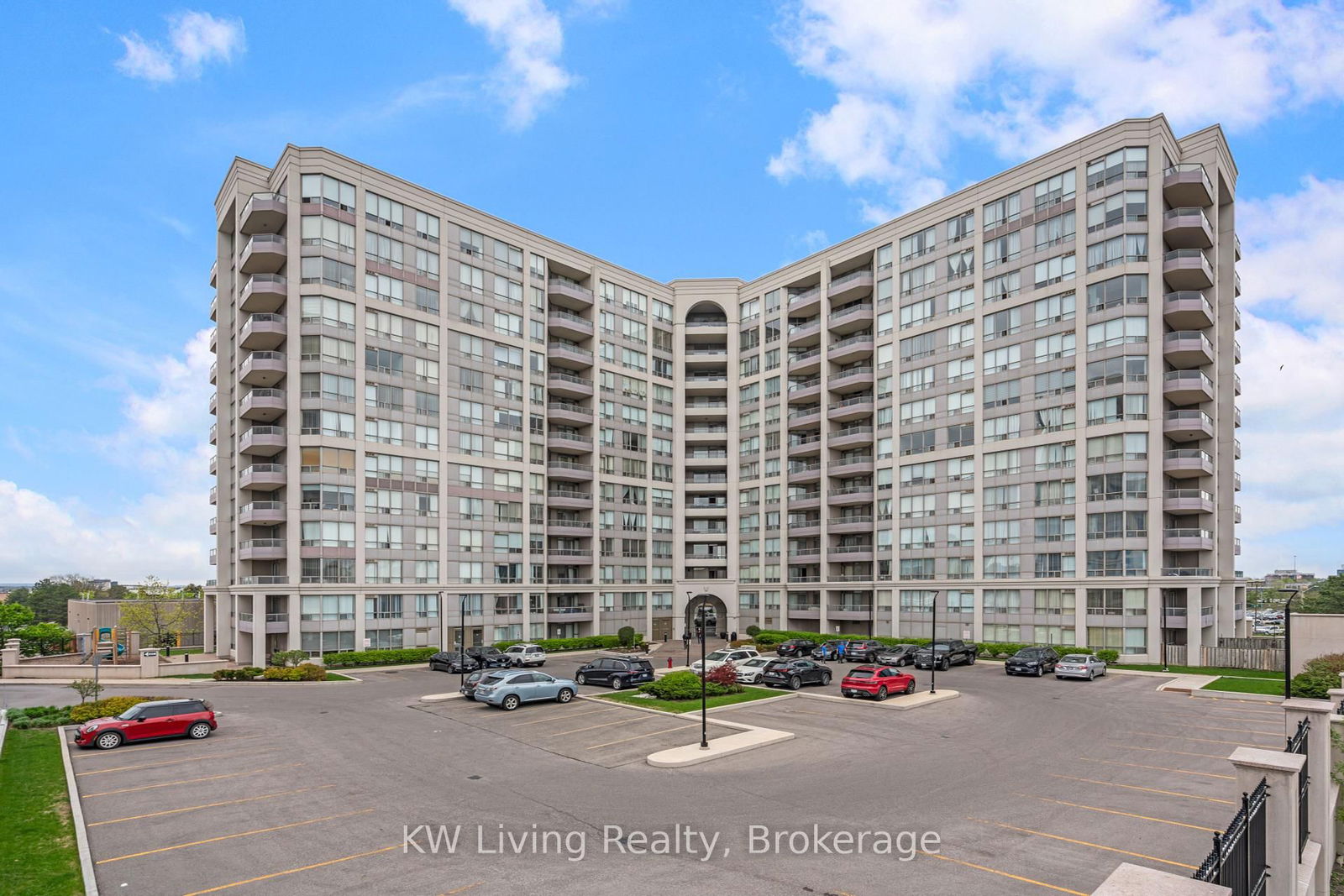 Condo for sale at 608-9017 Leslie Street, Richmond Hill, Beaver Creek Business Park, L4B 4R8 - MLS: N12144704