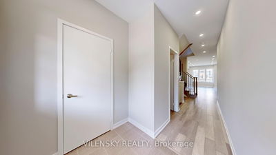 128 Maguire Rd, Newmarket - Glenway Estates image-0-1