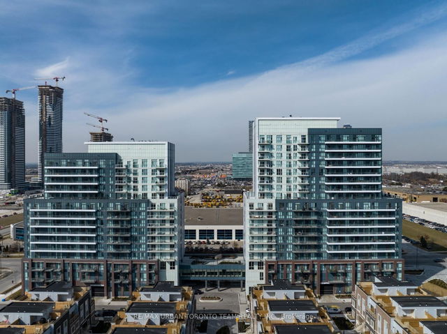907 - 10 Honeycrisp Crescent
