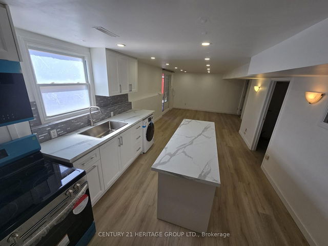 Bsmnt - 942 Ferndale Crescent