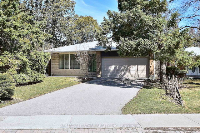 125 Fred Varley Drive