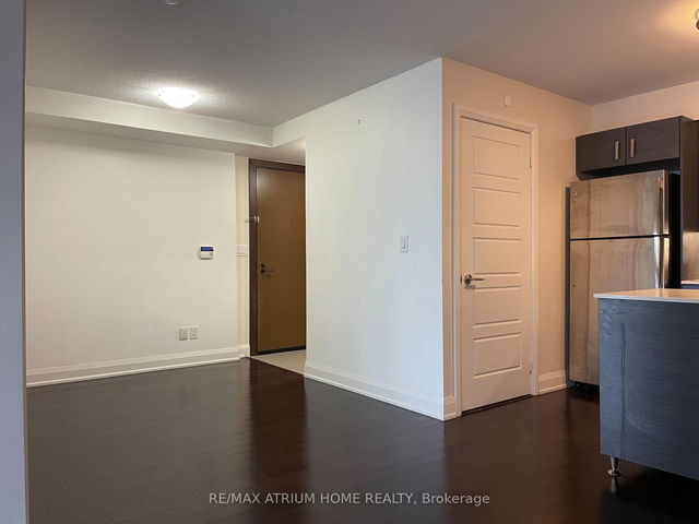 1206 - 1 Uptown Drive