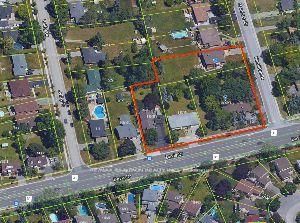 1015-29 Davis Dr, Newmarket - Huron Heights-Leslie Valley image-0-1