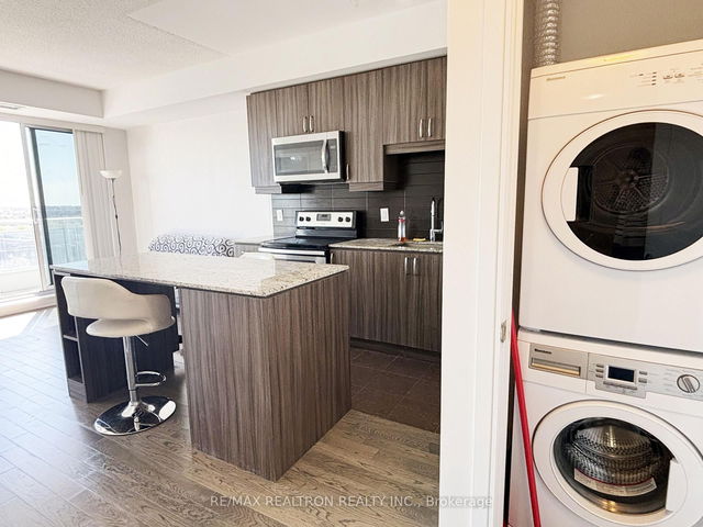 Ne903 - 9205 Yonge Street