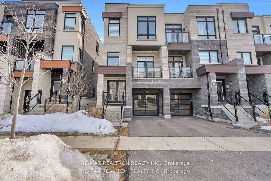 Townhouse for sale at 178 Golden Trail, Vaughan, Patterson, L6A 5A1 - MLS: N12146094