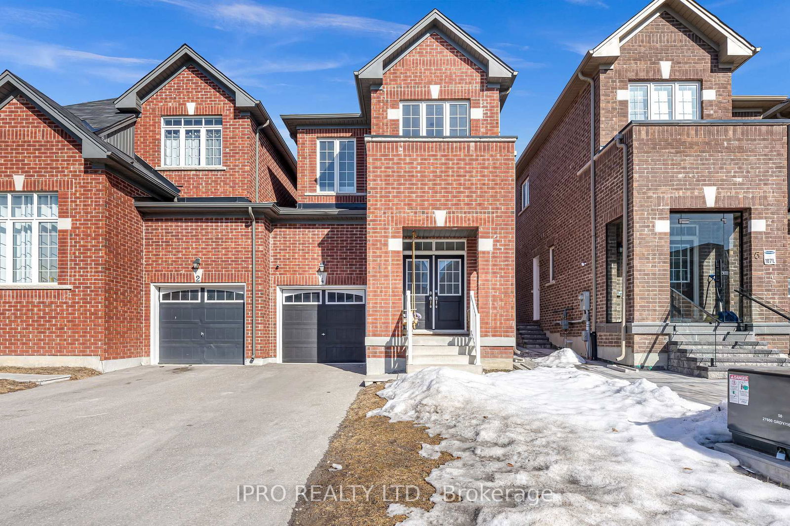 Detached House for sale at 4 Titan Trail, Markham, Cedarwood, L3S 0E2 - MLS: N12146198