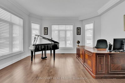 70 Bond Cres, Richmond Hill - Oak Ridges image-0-3