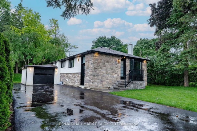 77 Richardson Drive