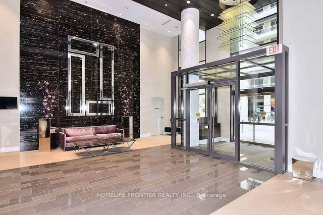 512 - 9191 Yonge Street