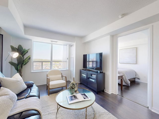 802 - 73 King William Crescent