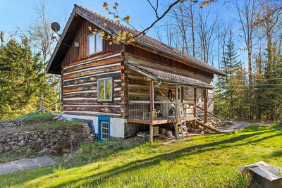 9136 Ravenshoe Rd, Georgina - Baldwin image-0-4