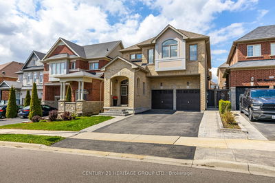 223 Aspenwood Dr, Newmarket - Woodland Hill image-0-1