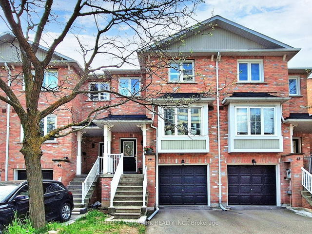 44 Vanity Crescent