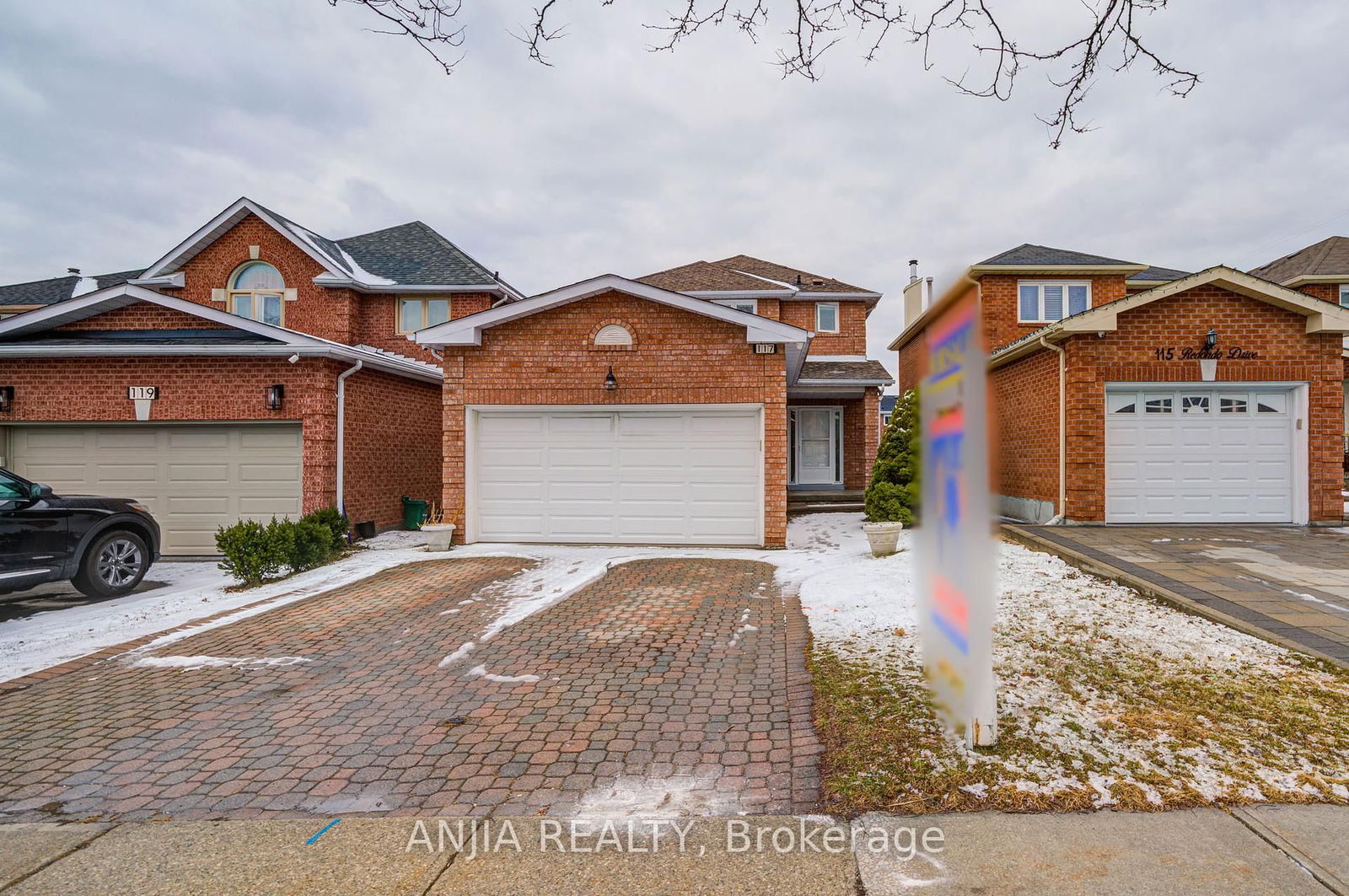 Detached House for sale at 117 Redondo Drive, Vaughan, Beverley Glen, L4J 7S6 - MLS: N12147714