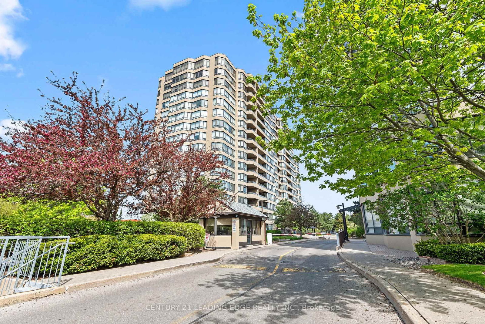 Condo for sale at 1414-22 Clarissa Drive, Richmond Hill, Harding, L4C 9R6 - MLS: N12147731