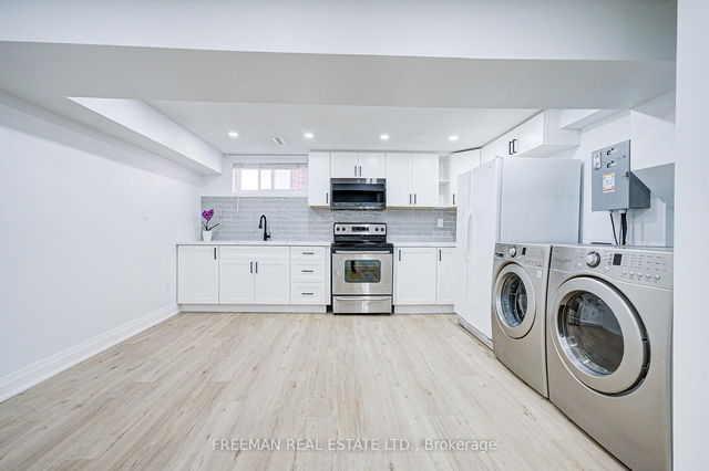 Room 3 - 16 Carey Crescent