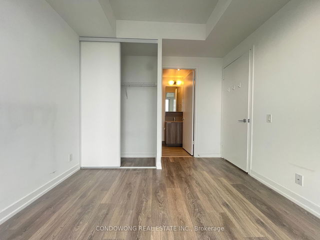 5008 - 898 Portage Parkway