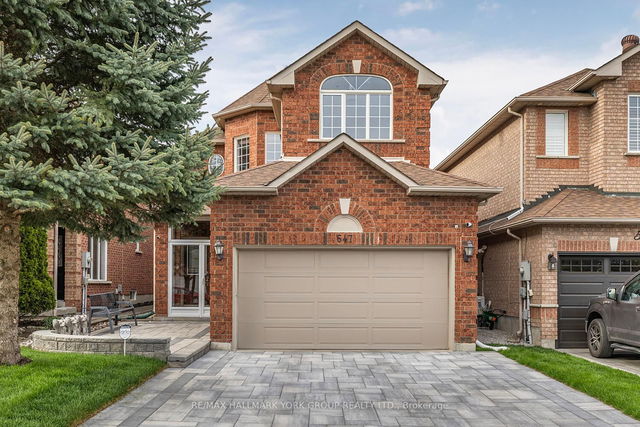 547 Greig Circle