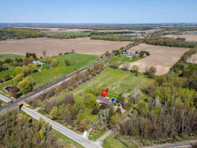 6492 Seventh Line