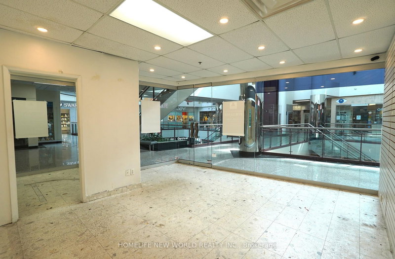 207 - 550 Highway 7 E, Richmond Hill, L4B 3Z4 | Image 3