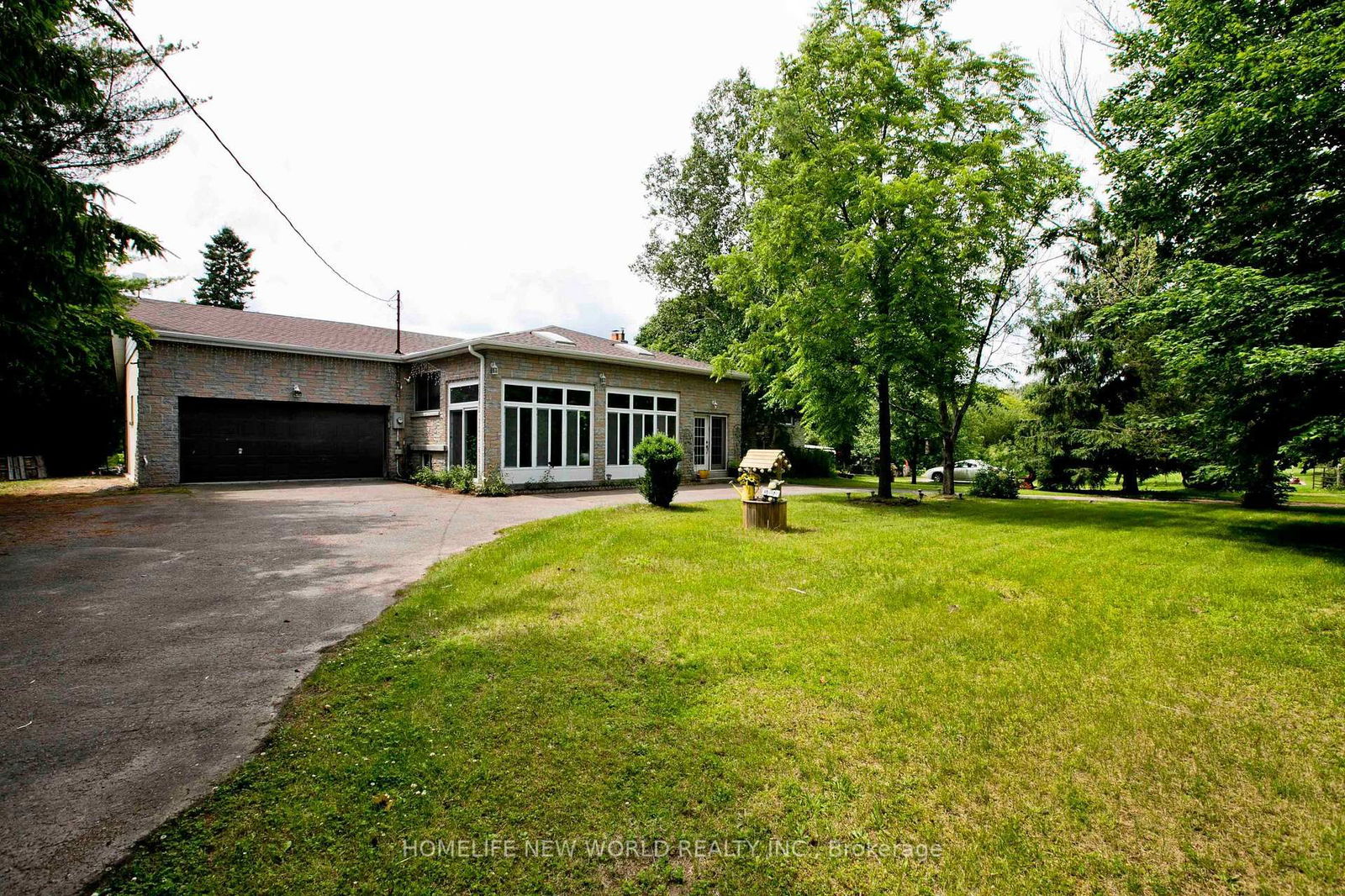 Detached House for sale at 16960 Warden Avenue, Whitchurch-Stouffville, Rural Whitchurch-Stouffville, L4A 2V9 - MLS: N12149504