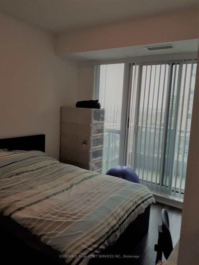 905 - 9205 Yonge Street